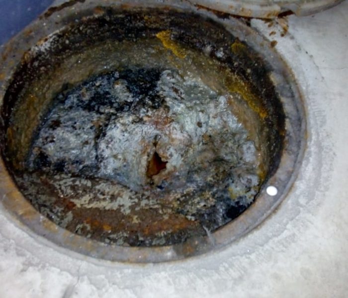 Desentupimento de Caixa de Gordura